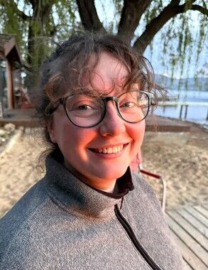 Meet your Posher, Rebecca